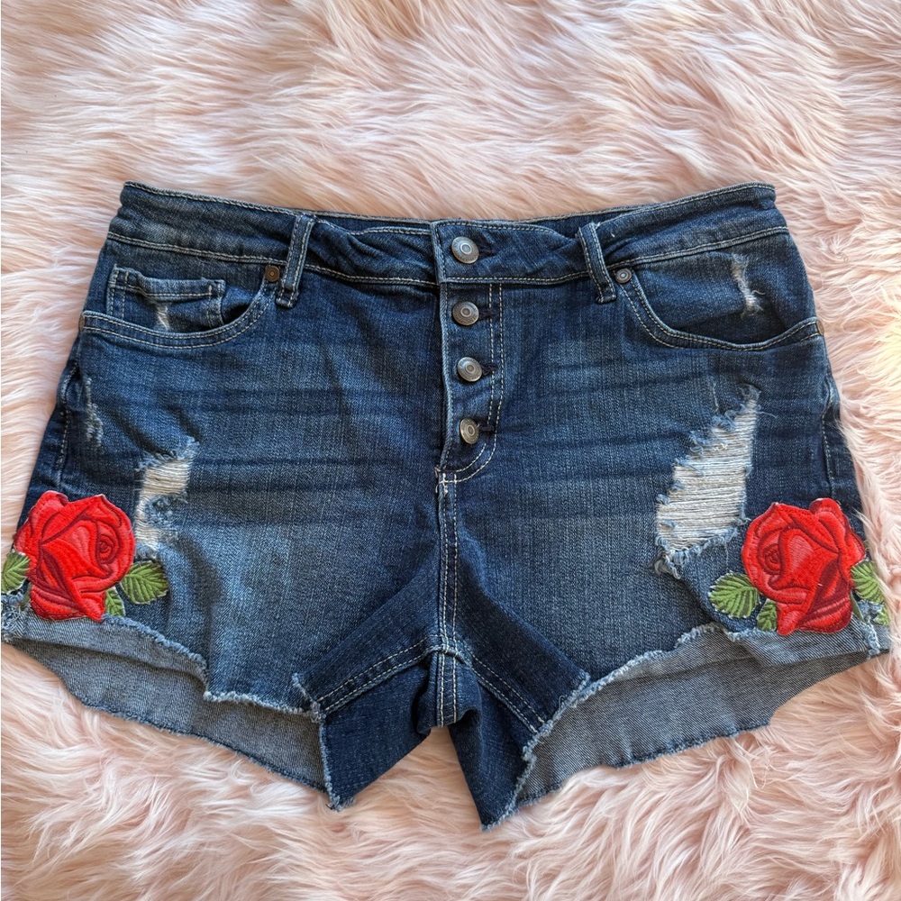 No Boundaries Dark Blue Distressed Denim Shorts with Red Rose Appliqués Size 9